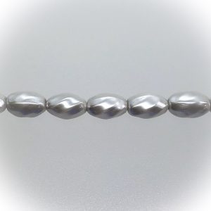 Helmiäislasihelmi Tsekki taivutettu ovaali 9x6 mm, Vaalea hopea