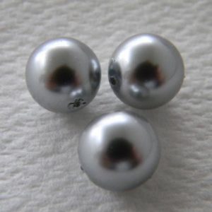 10mm nacre pearls