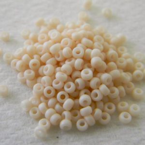 11.92022 - Matte dark cream