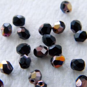 Pyöreä fasettihelmi 4mm Jet metallic copper, 50kpl
