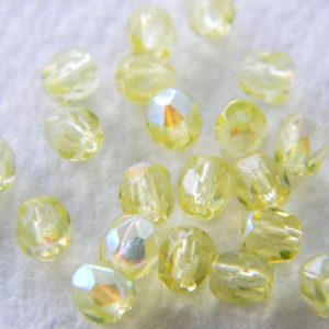 Pyöreä fasettihelmi 4mm Jonquil AB, 50kpl