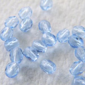 Pyöreä fasettihelmi 4mm Light sapphire, 50kpl