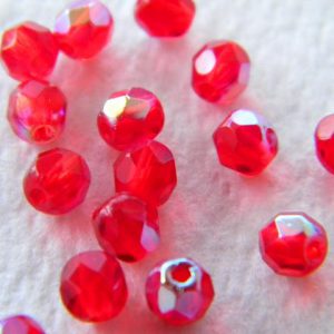 Pyöreä fasettihelmi 4mm Punainen AB, 50kpl