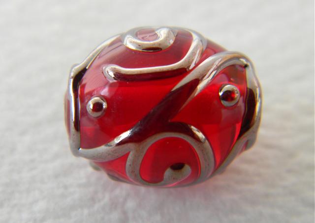 Lamppulasi helmi 16x11mm Punainen