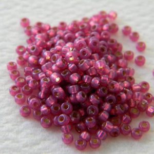 11.94247 - Duracoat silver lined fuchsia