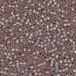 8.9579 - Smoky light rose silver lined alabaster, 15g