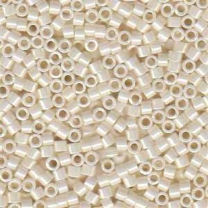 DB203 - Opaque cream ceylon, 5g