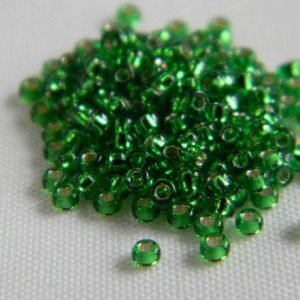 15.916 - Silver lined green