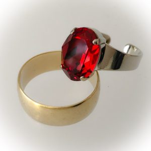 Rhodium plated ring, Swarovski, scarlet