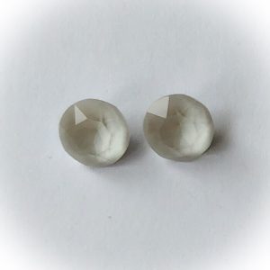 1088 Swarovski chaton SS39, 8mm Powder grey