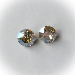 1088 Swarovski chaton SS39, 8mm Crystal moonlight