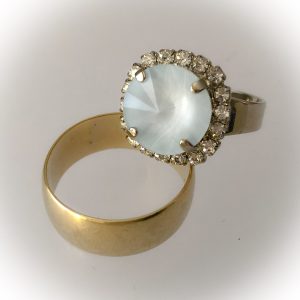 Rhodium plated ring, Swarovski, powder blue/crystal