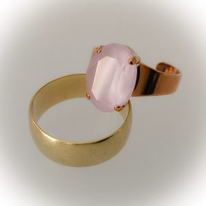 Rose gold plated ring, Swarovski, powder rose