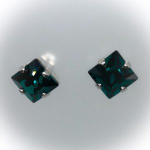 Rhodium plated 8mm, Swarovski Emerald