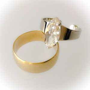 Rhodium plated ring, Swarovski, navette crystal