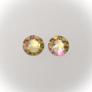 Swarovski Xilon rose flatback, SS34, 7.2mm, Luminous green