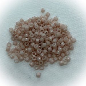 DB1495 - Opaque pink champagne, 5g