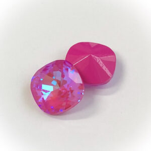 Faceted square glass cabochons