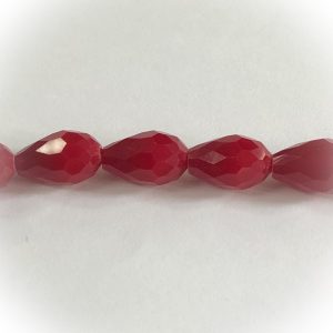 Viistehiottu lasi pisara 8x11mm punainen opaakki, 12kpl