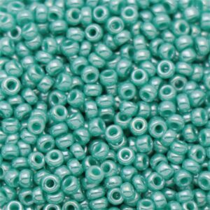 11.9435 - Opaque luster green turquoise